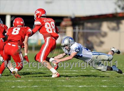 Thumbnail 2 in Fortuna vs. Ferndale (CIF NCS Playoffs) photogallery.