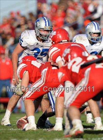 Thumbnail 3 in Fortuna vs. Ferndale (CIF NCS Playoffs) photogallery.