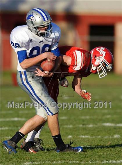 Thumbnail 2 in Fortuna vs. Ferndale (CIF NCS Playoffs) photogallery.
