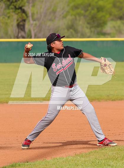 Thumbnail 1 in Eastland @ Millsap photogallery.