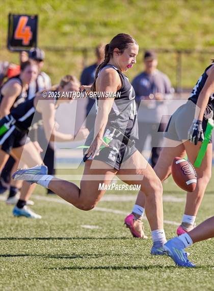 Thumbnail 2 in Hilmar vs. Colfax (CIF SJS D4 Final) photogallery.