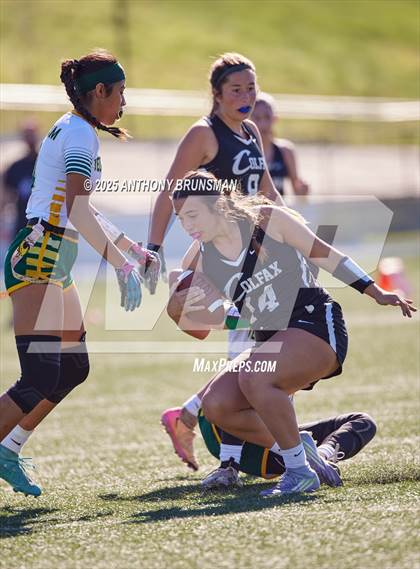 Thumbnail 3 in Hilmar vs. Colfax (CIF SJS D4 Final) photogallery.