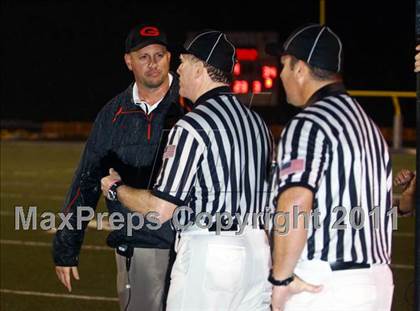 Thumbnail 3 in Liberty-Eylau vs. Gilmer (3A Region 2 Bi-District Final) photogallery.