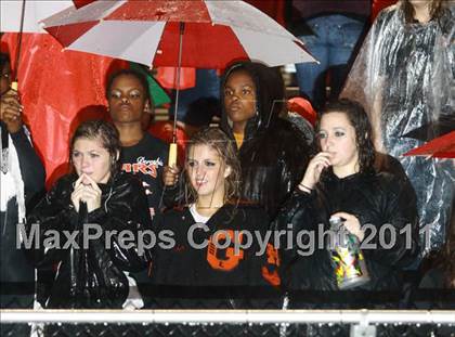 Thumbnail 2 in Liberty-Eylau vs. Gilmer (3A Region 2 Bi-District Final) photogallery.