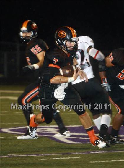 Thumbnail 2 in Liberty-Eylau vs. Gilmer (3A Region 2 Bi-District Final) photogallery.
