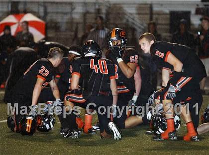 Thumbnail 3 in Liberty-Eylau vs. Gilmer (3A Region 2 Bi-District Final) photogallery.