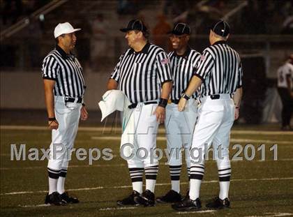 Thumbnail 2 in Liberty-Eylau vs. Gilmer (3A Region 2 Bi-District Final) photogallery.