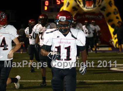 Thumbnail 2 in Liberty-Eylau vs. Gilmer (3A Region 2 Bi-District Final) photogallery.