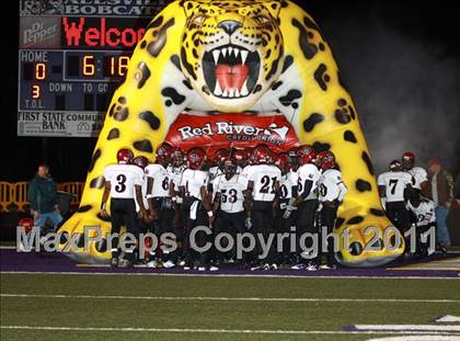 Thumbnail 3 in Liberty-Eylau vs. Gilmer (3A Region 2 Bi-District Final) photogallery.