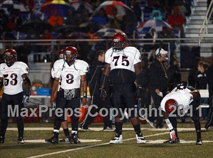 Thumbnail 3 in Liberty-Eylau vs. Gilmer (3A Region 2 Bi-District Final) photogallery.