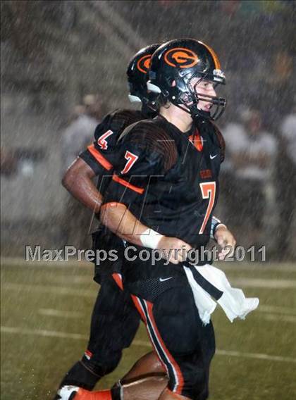 Thumbnail 1 in Liberty-Eylau vs. Gilmer (3A Region 2 Bi-District Final) photogallery.