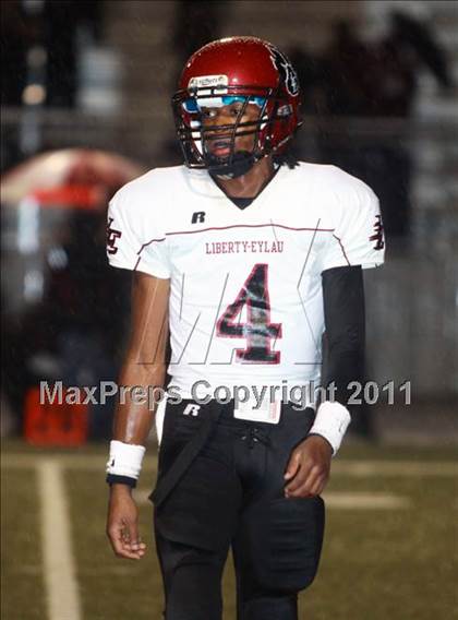 Thumbnail 3 in Liberty-Eylau vs. Gilmer (3A Region 2 Bi-District Final) photogallery.
