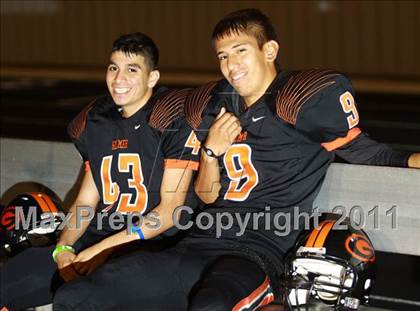 Thumbnail 1 in Liberty-Eylau vs. Gilmer (3A Region 2 Bi-District Final) photogallery.