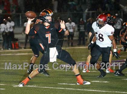 Thumbnail 2 in Liberty-Eylau vs. Gilmer (3A Region 2 Bi-District Final) photogallery.