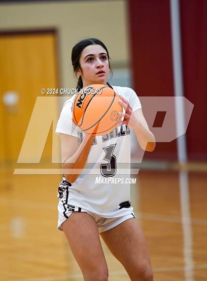 Thumbnail 2 in La Salle Academy vs. North Kingstown photogallery.