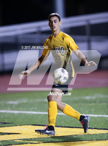 Thumbnail 2 in Irvington vs. Bishop O'Dowd photogallery.