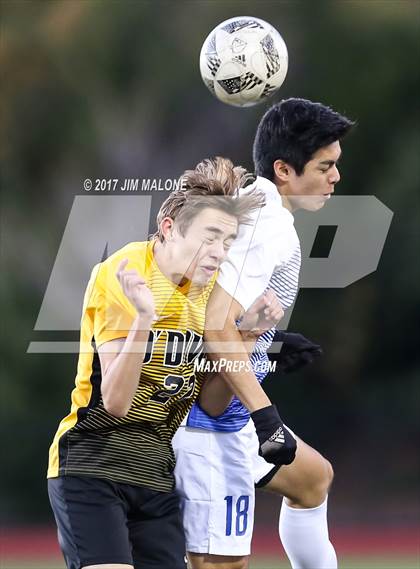 Thumbnail 1 in Irvington vs. Bishop O'Dowd photogallery.