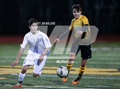 Thumbnail 3 in Irvington vs. Bishop O'Dowd photogallery.