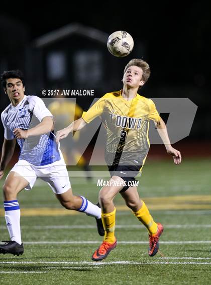Thumbnail 2 in Irvington vs. Bishop O'Dowd photogallery.