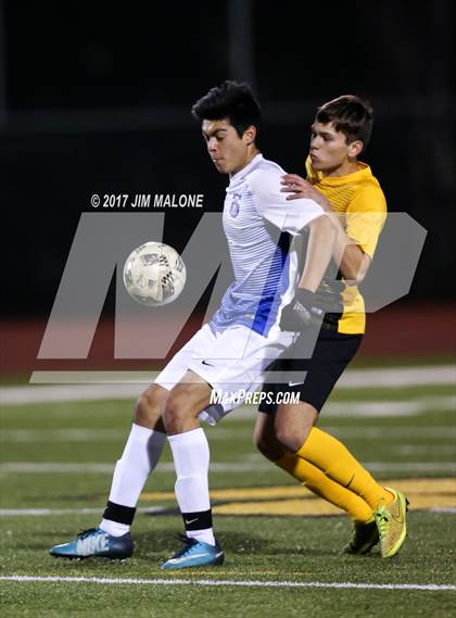 Thumbnail 3 in Irvington vs. Bishop O'Dowd photogallery.