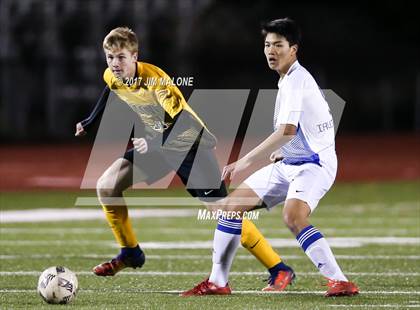 Thumbnail 3 in Irvington vs. Bishop O'Dowd photogallery.