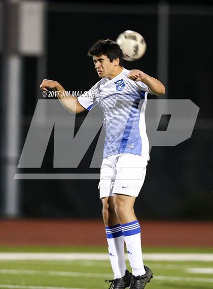 Thumbnail 3 in Irvington vs. Bishop O'Dowd photogallery.