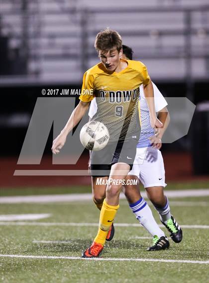Thumbnail 3 in Irvington vs. Bishop O'Dowd photogallery.