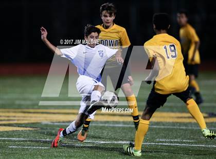 Thumbnail 2 in Irvington vs. Bishop O'Dowd photogallery.