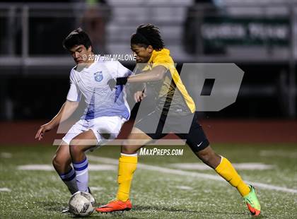 Thumbnail 2 in Irvington vs. Bishop O'Dowd photogallery.