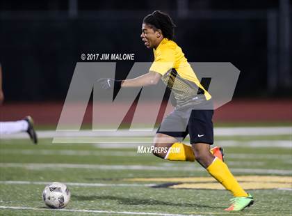 Thumbnail 2 in Irvington vs. Bishop O'Dowd photogallery.