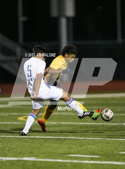 Thumbnail 3 in Irvington vs. Bishop O'Dowd photogallery.