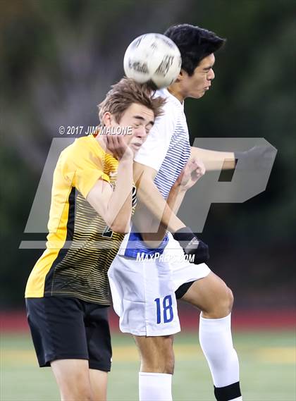 Thumbnail 3 in Irvington vs. Bishop O'Dowd photogallery.