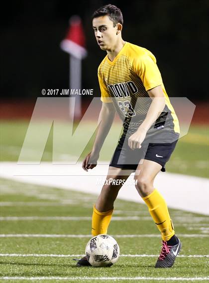 Thumbnail 2 in Irvington vs. Bishop O'Dowd photogallery.