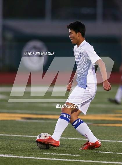 Thumbnail 2 in Irvington vs. Bishop O'Dowd photogallery.
