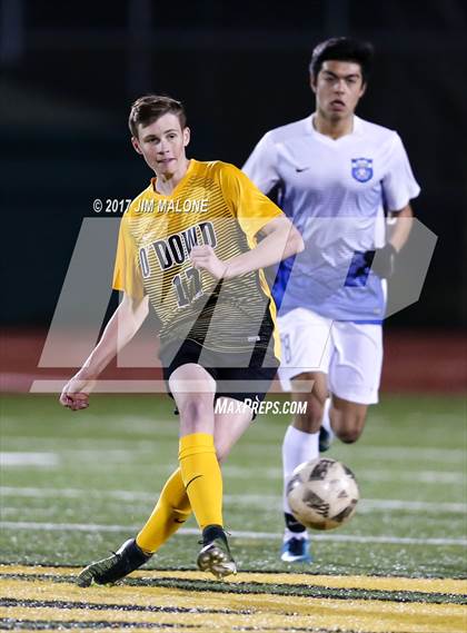 Thumbnail 3 in Irvington vs. Bishop O'Dowd photogallery.