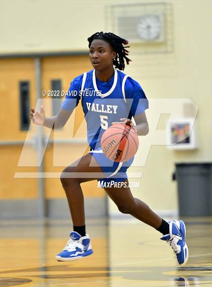 Thumbnail 1 in Valley vs. River City (Rumble on the River) photogallery.