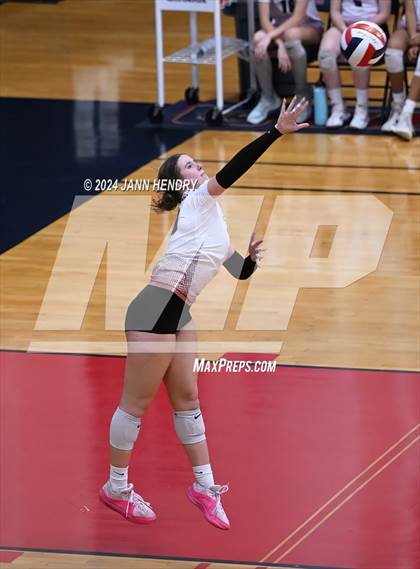 Thumbnail 3 in Centennial @ Coronado (NIAA 5A Southern Region Semifinal) photogallery.