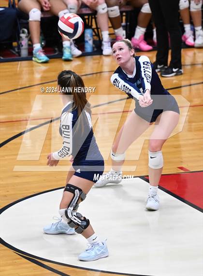 Thumbnail 2 in Centennial @ Coronado (NIAA 5A Southern Region Semifinal) photogallery.