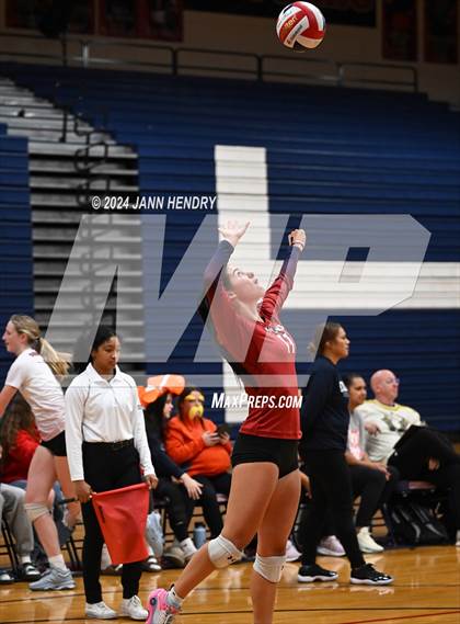 Thumbnail 3 in Centennial @ Coronado (NIAA 5A Southern Region Semifinal) photogallery.