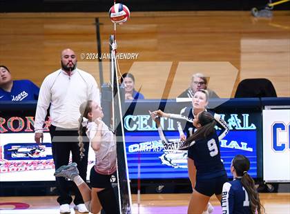 Thumbnail 1 in Centennial @ Coronado (NIAA 5A Southern Region Semifinal) photogallery.