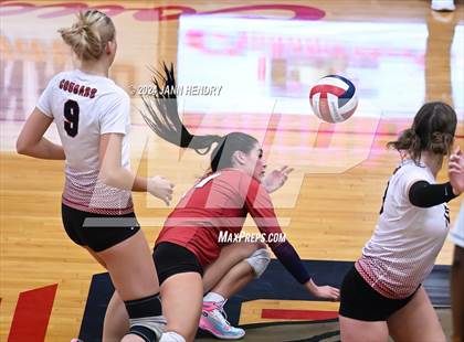 Thumbnail 3 in Centennial @ Coronado (NIAA 5A Southern Region Semifinal) photogallery.