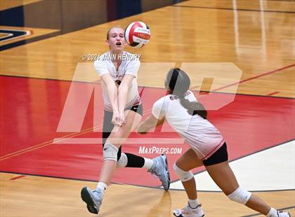Thumbnail 2 in Centennial @ Coronado (NIAA 5A Southern Region Semifinal) photogallery.