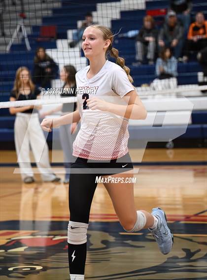 Thumbnail 2 in Centennial @ Coronado (NIAA 5A Southern Region Semifinal) photogallery.
