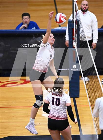 Thumbnail 3 in Centennial @ Coronado (NIAA 5A Southern Region Semifinal) photogallery.