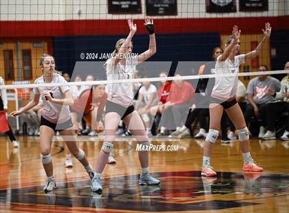Thumbnail 3 in Centennial @ Coronado (NIAA 5A Southern Region Semifinal) photogallery.