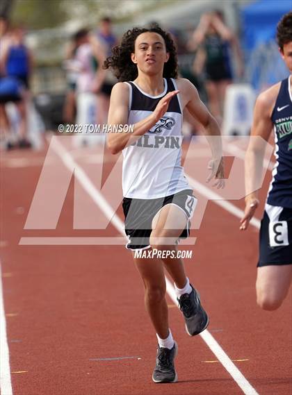 Thumbnail 3 in Mile High League Meet photogallery.