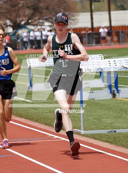 Thumbnail 3 in Mile High League Meet photogallery.