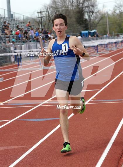 Thumbnail 3 in Mile High League Meet photogallery.