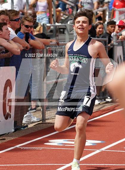 Thumbnail 1 in Mile High League Meet photogallery.