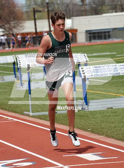 Thumbnail 3 in Mile High League Meet photogallery.